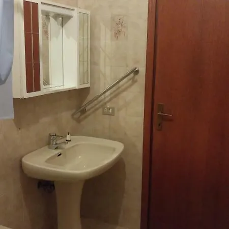 בית הארחה Ostarie Di Cjamp Buia